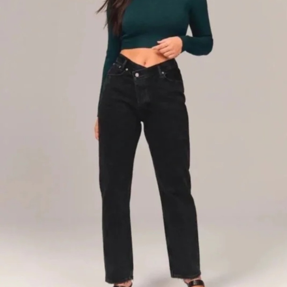 A&F Dad High Rise Black Cross Waist Crossover Straight Jeans